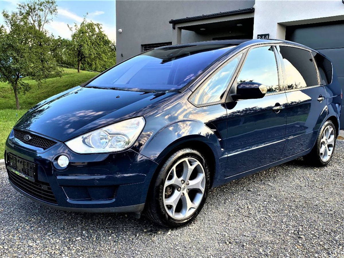 Ford S-Max TITANIUM 2,0TDCi